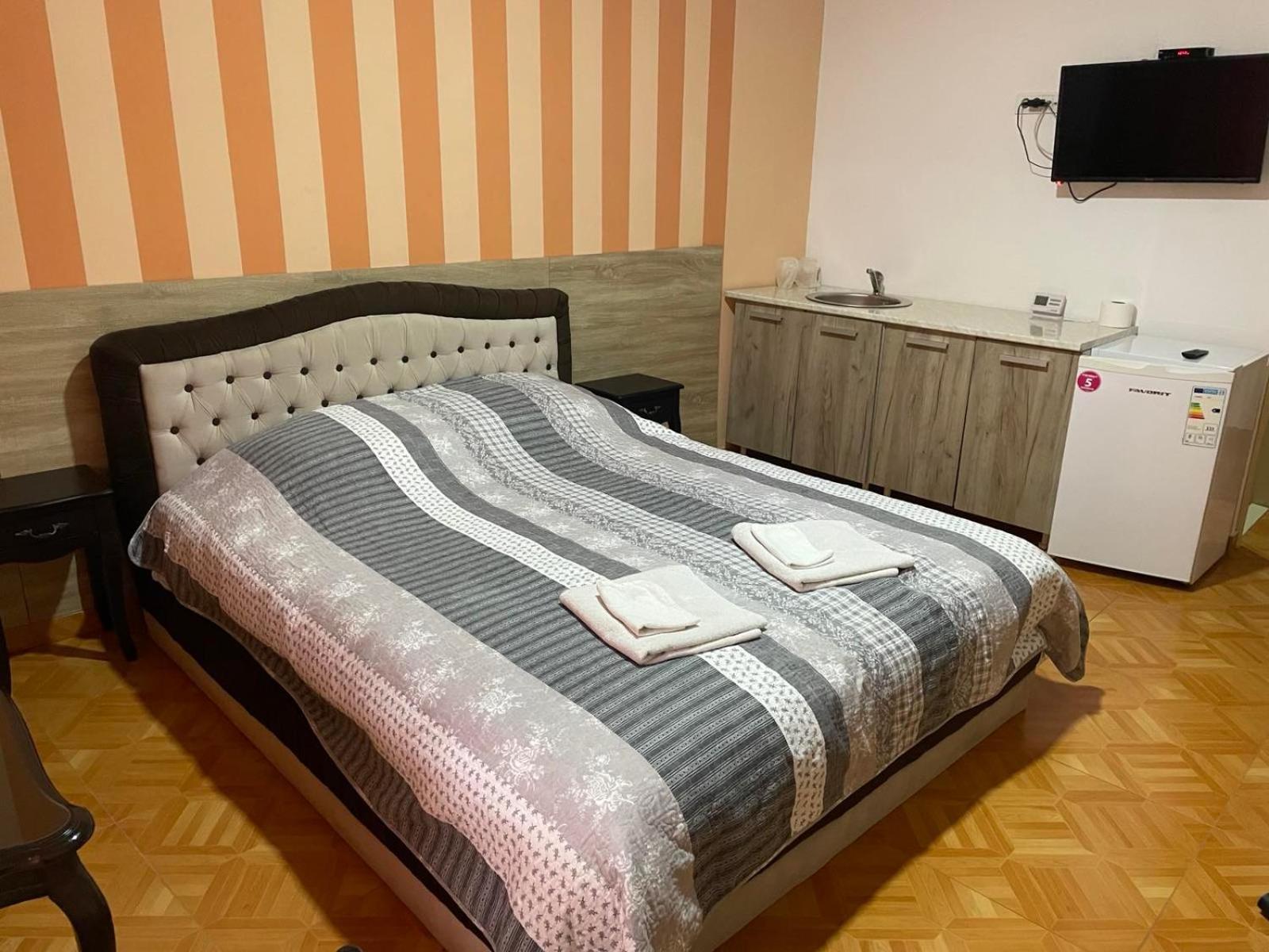 Bed&Breakfast Intermezzo Caffe Kikinda Exterior foto